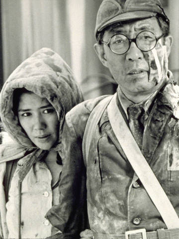 Cena do filme 'Chuva Negra', de Shoei Imamura