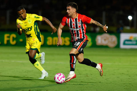 https://f.i.uol.com.br/fotografia/2025/10/19/176092020868f582904d63d_1760920208_3x2_th.jpg