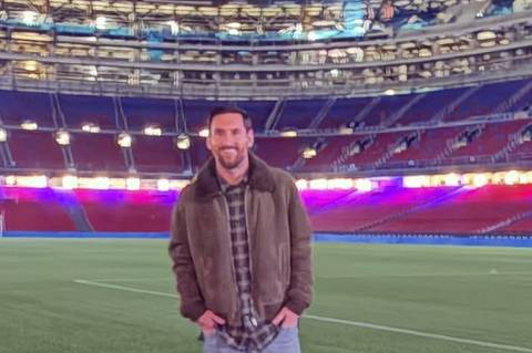 Messi em visita ao Camp Nou, em Barcelona